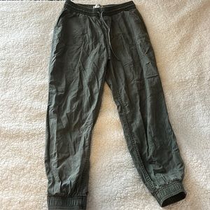 Hollister Hi-Rise Jogger